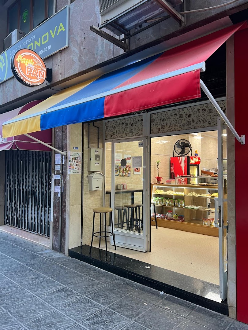 Aquí Hay Pan - Panadería Colombiana en Orihuela · Fotos 6